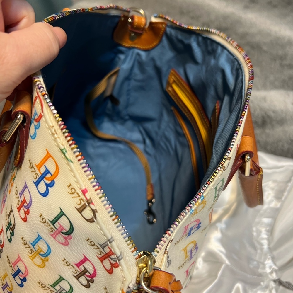 D&B multi satchel